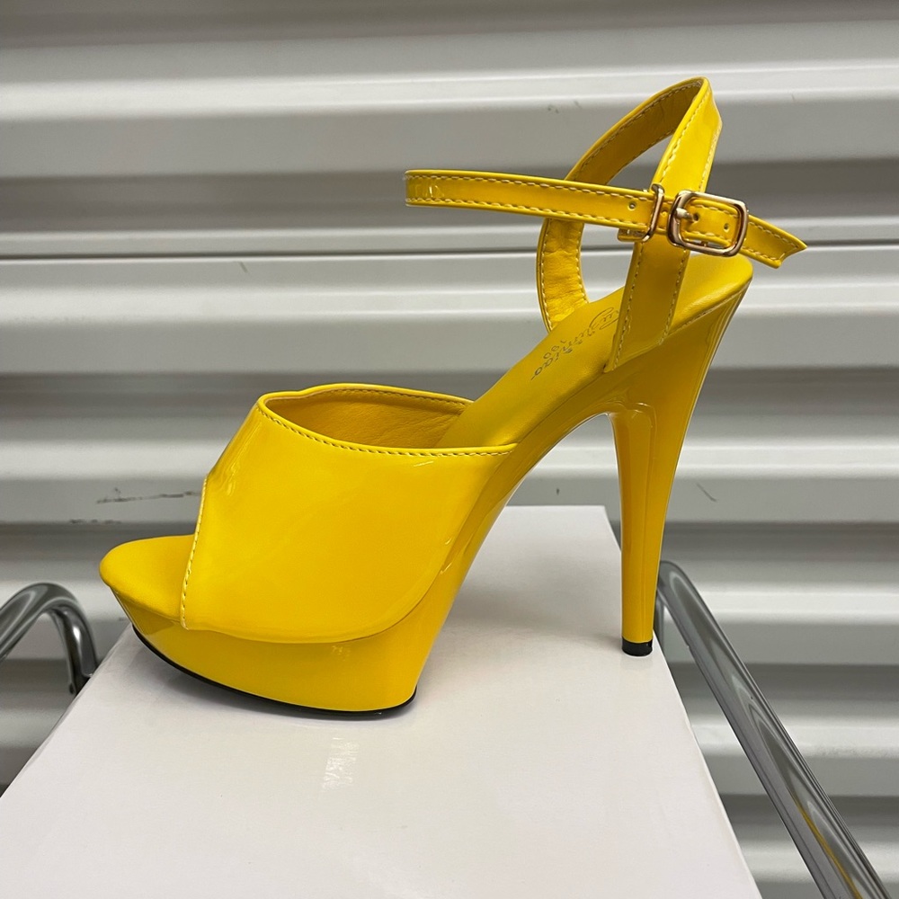 Shein - Picture 3 of 3